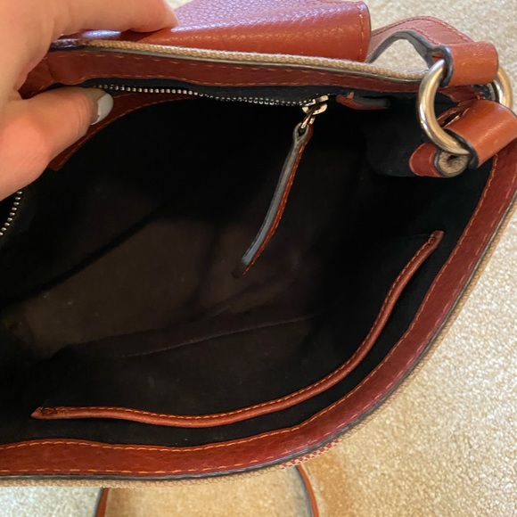 Authentic Burberry crossbody - Picture 8 of 12